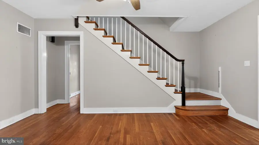 808 Walnut Ln, Carlisle, PA 17013 - #3