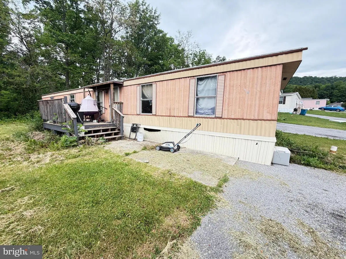 26 Liam Ln, Carlisle, PA 17015 - #1