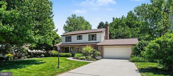 1204 Fleetwood Dr, CARLISLE, PA 17013