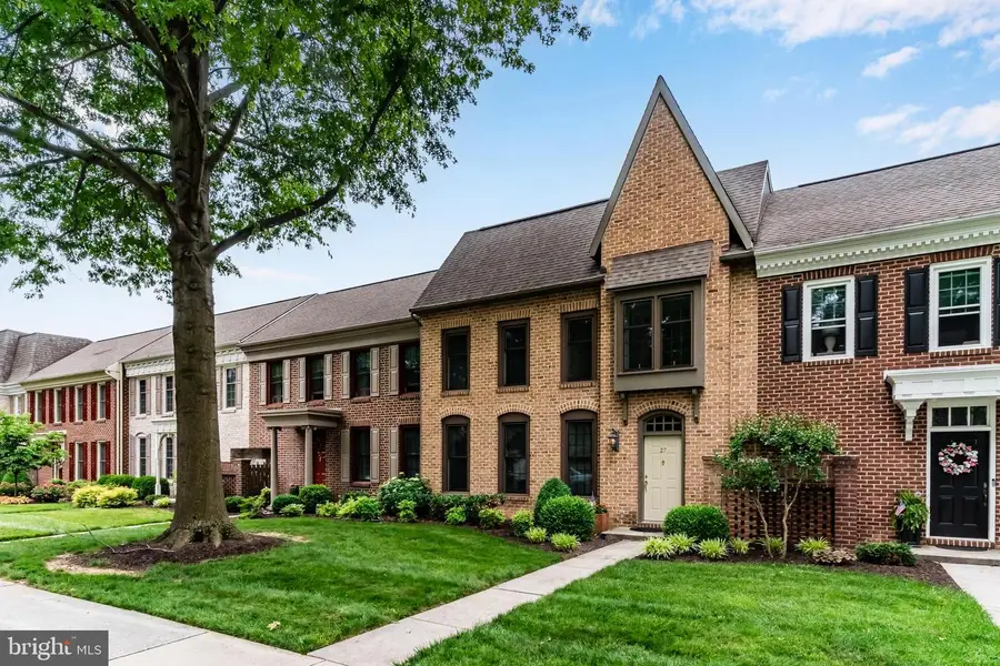 27 Devonshire Sq, Mechanicsburg, PA 17050 - #2