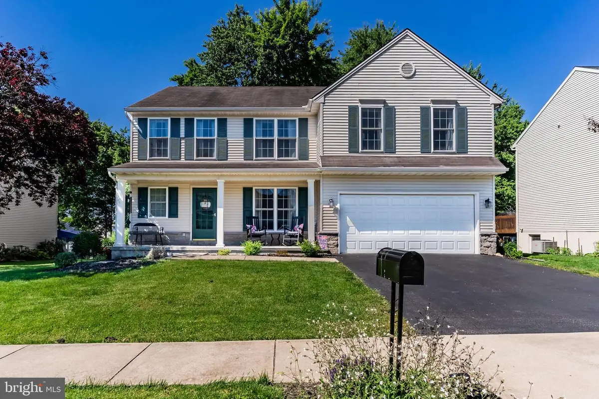602 Brisbain Ln, Enola, PA 17025 - #1
