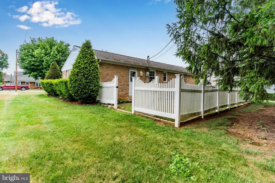 1516 Hemlock Avenue, Carlisle, PA 17013 - #3