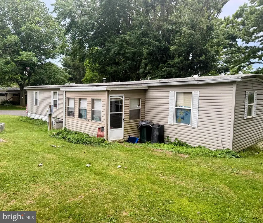 124 Shippensburg Mobile Est, Shippensburg, PA 17257 - #2
