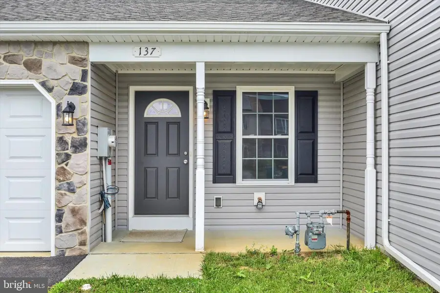 137 Sable Dr, Carlisle, PA 17013 - #2