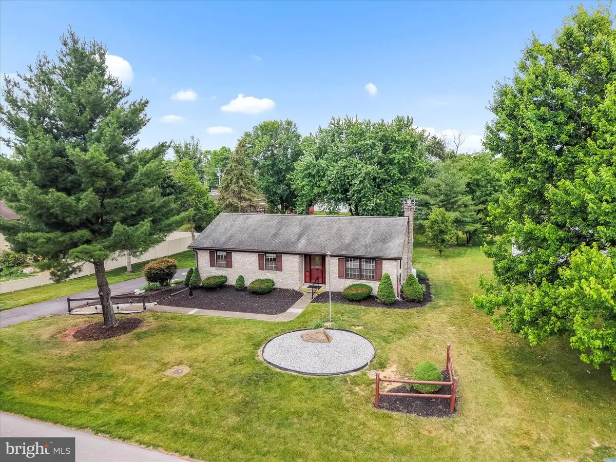 1 Pamela Drive, Mechanicsburg, PA 17050 - #1