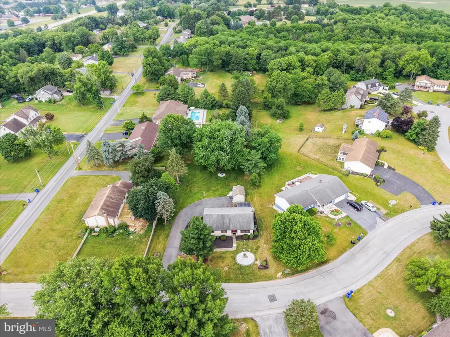 1 Pamela Drive, Mechanicsburg, PA 17050 - #2