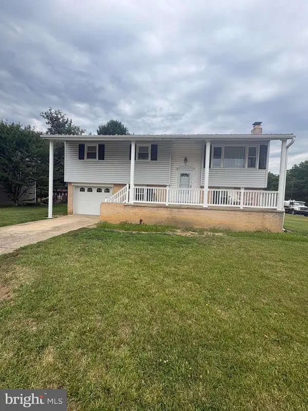 1200 Gross Dr, MECHANICSBURG, PA 17050
