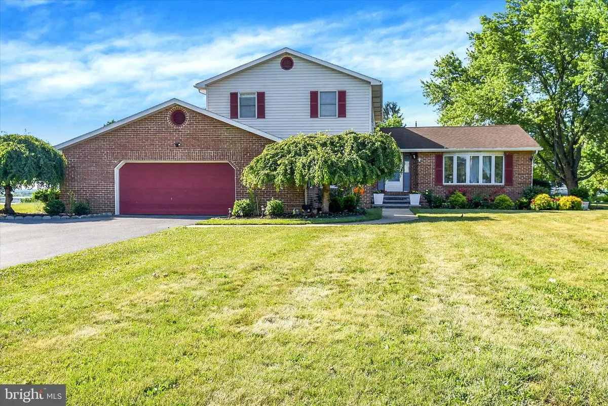 235 Ridge Hill, Mechanicsburg, PA 17050 - #1