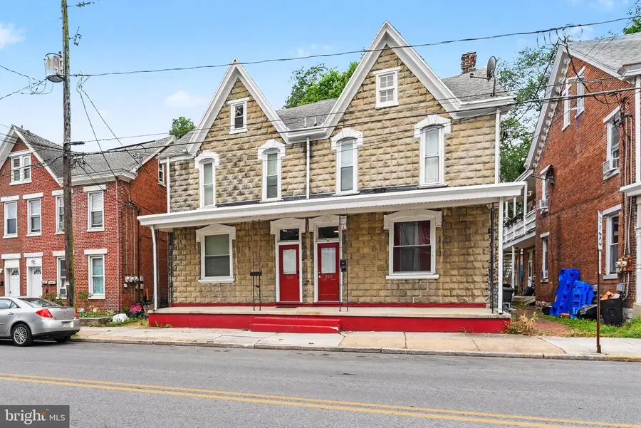 326 N College St, Carlisle, PA 17013 - #2