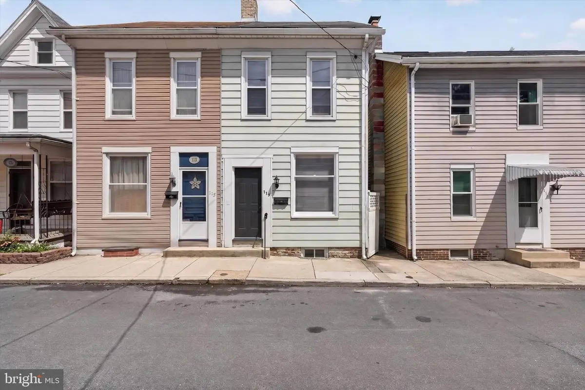 115 E Locust St, Mechanicsburg, PA 17055 - #1