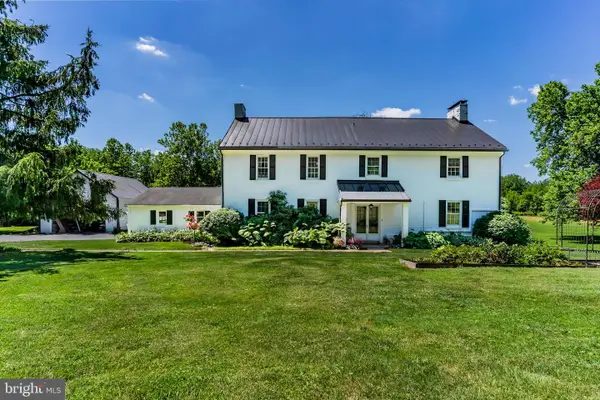 3 Katie Ln, CARLISLE, PA 17015