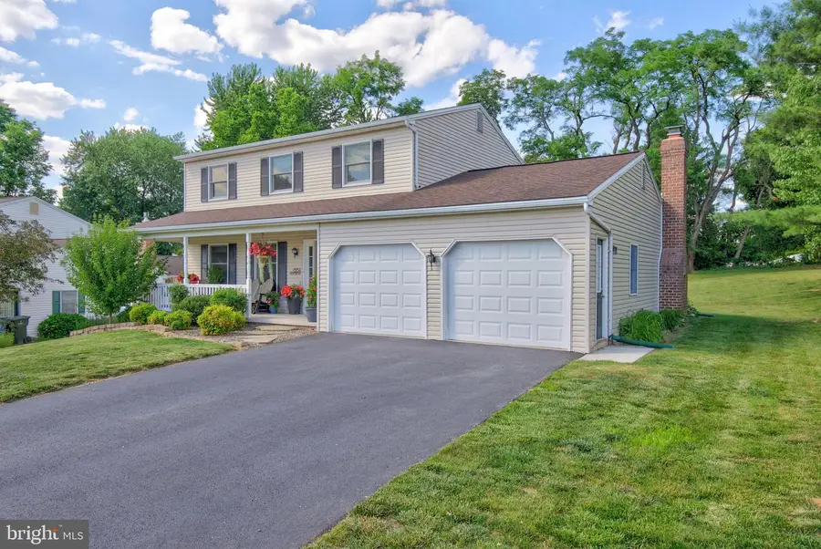 864 Hawthorn Ave, Mechanicsburg, PA 17055 - #3