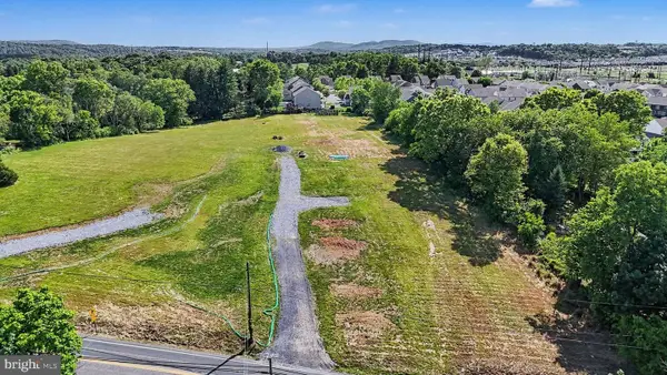 3240 Lisburn Rd #4, MECHANICSBURG, PA 17055
