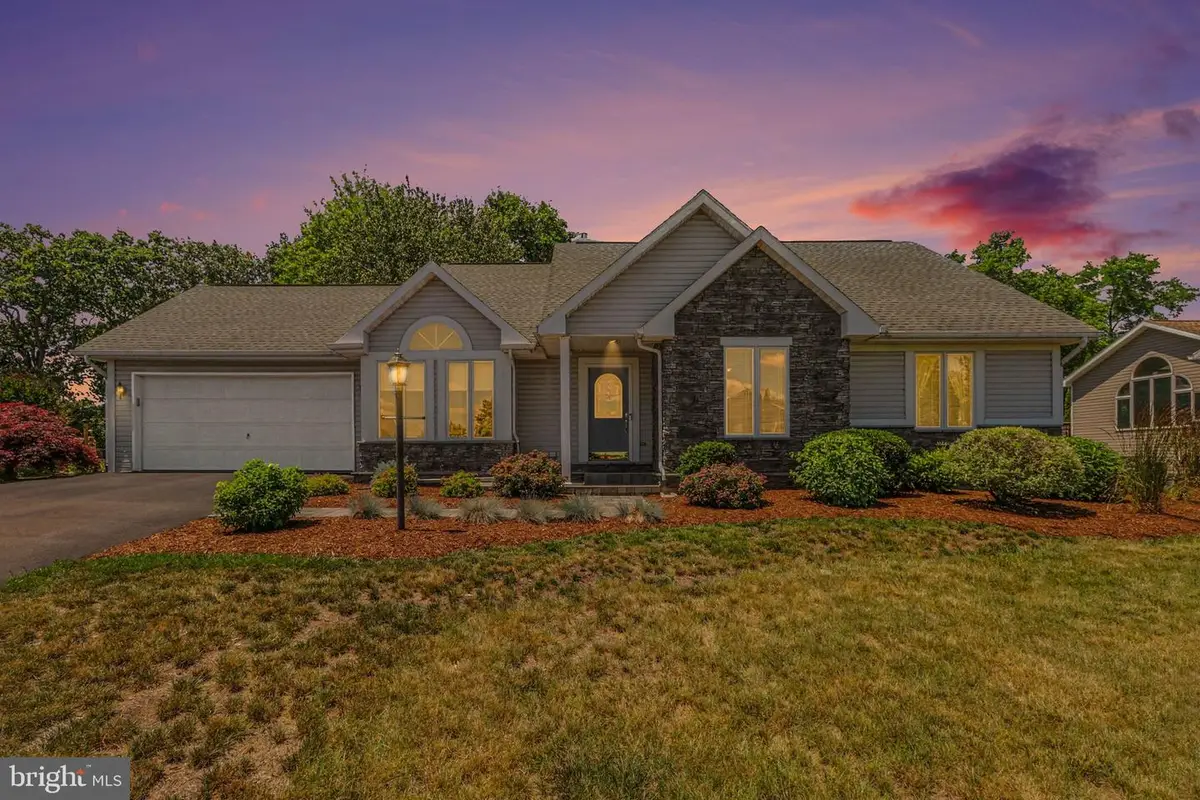 32 Teaberry Dr, Carlisle, PA 17015 - #1