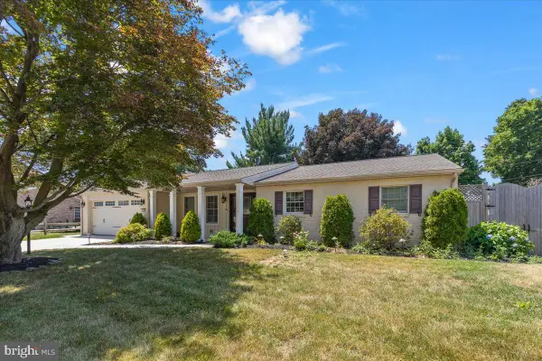 702 Robert St, MECHANICSBURG, PA 17055