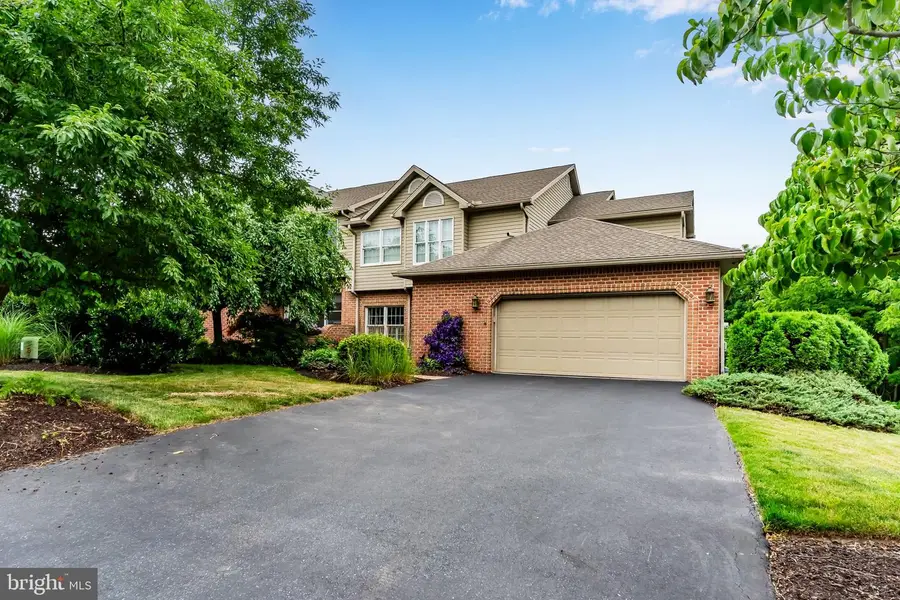 536 Bridgeview Dr, Lemoyne, PA 17043 - #2