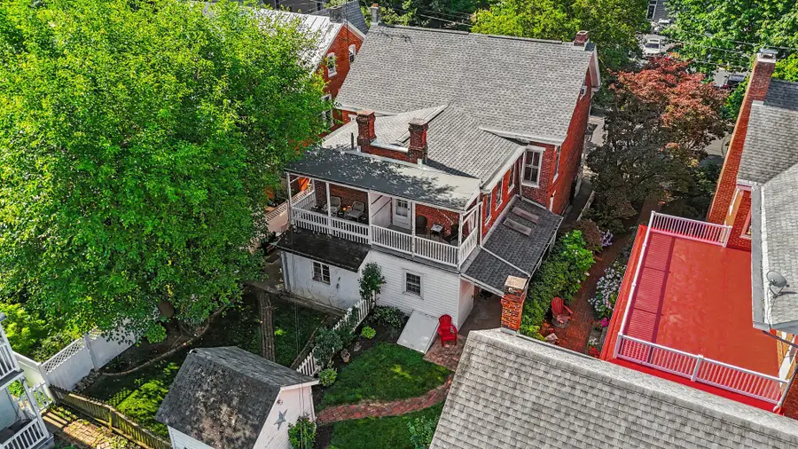 215 Walnut St, Carlisle, PA 17013 - #2