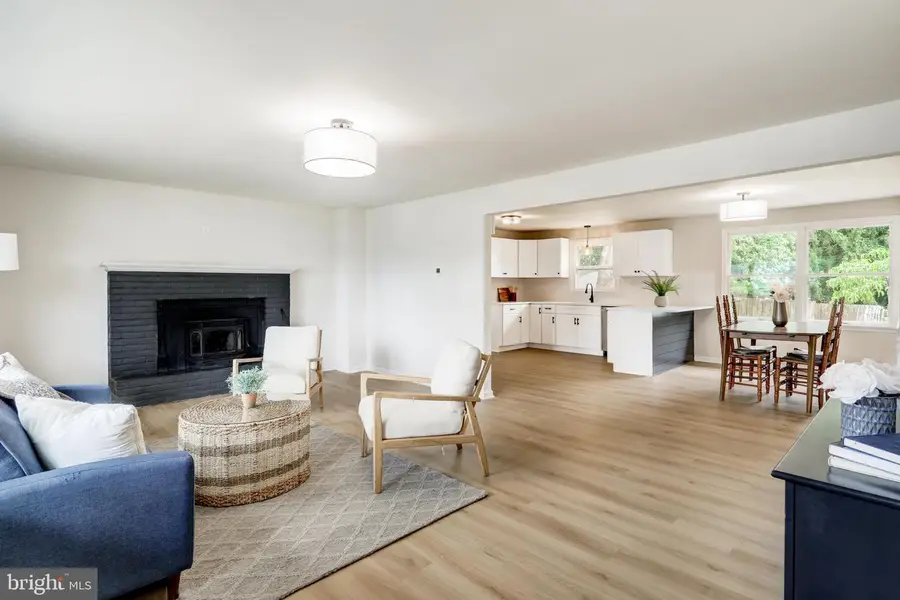 923 Susan Cir, Enola, PA 17025 - #2