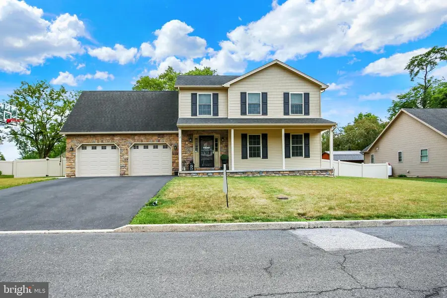 17 Pennsboro Dr, Enola, PA 17025 - #2