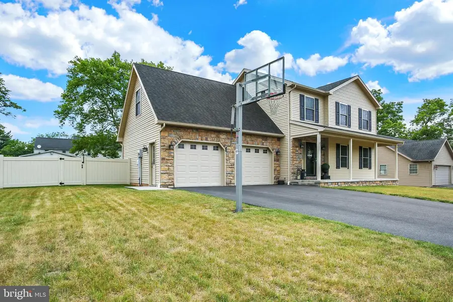 17 Pennsboro Dr, Enola, PA 17025 - #3