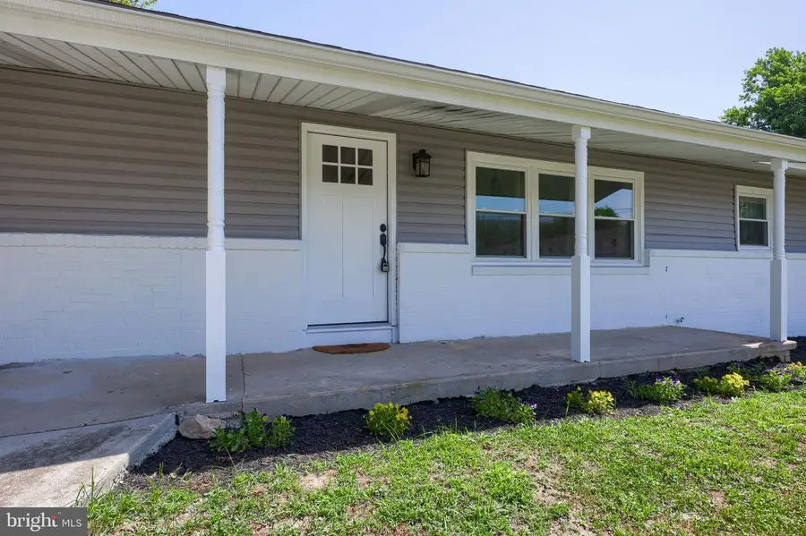 21 East Street, Mount Holly Springs, PA 17065 - #2