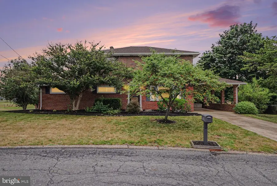 4 Patricia Dr, Enola, PA 17025 - #3