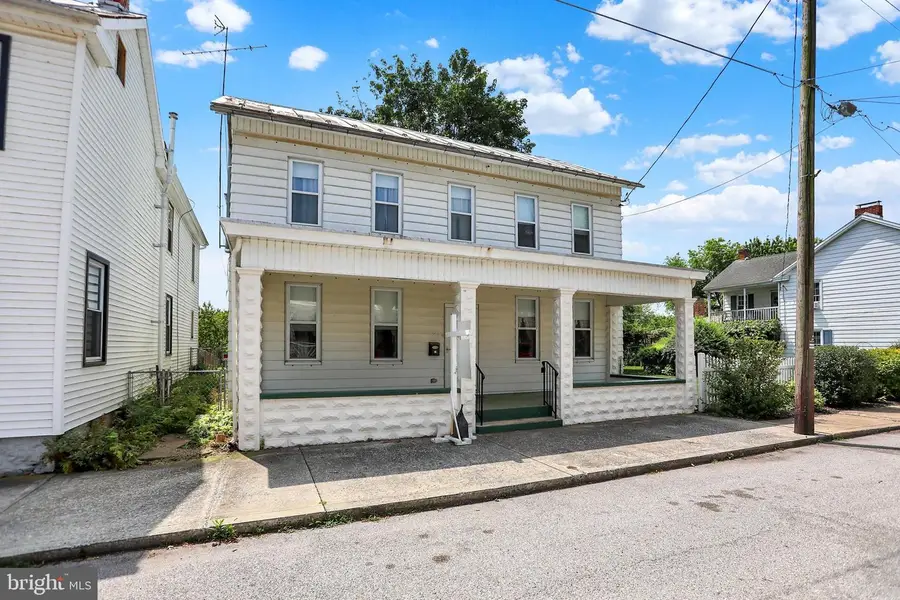 14 Chestnut St, Newville, PA 17241 - #2