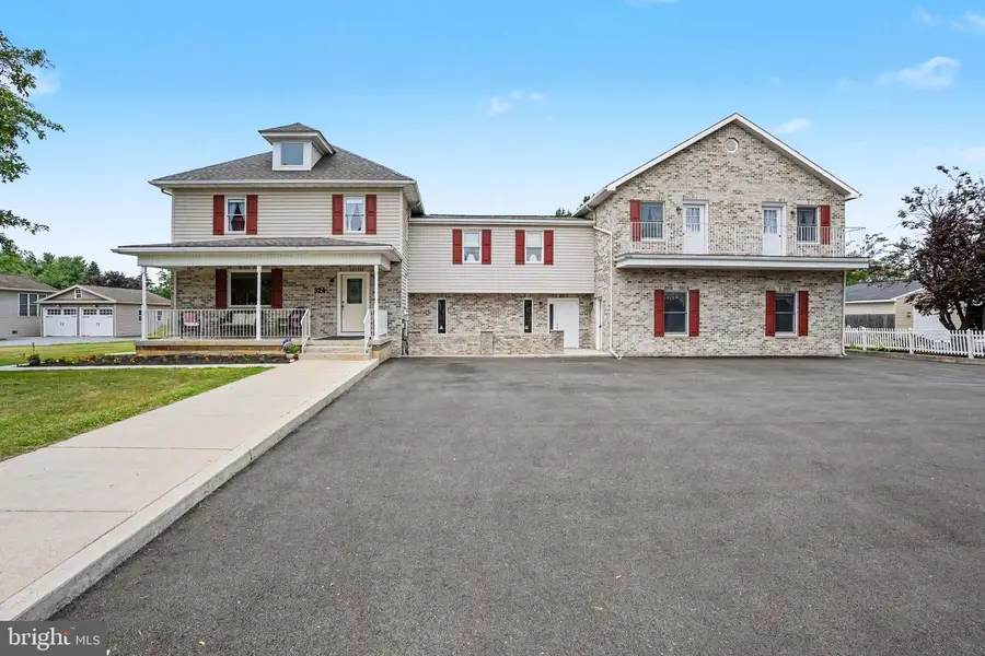 924 W Trindle Road, Mechanicsburg, PA 17055 - #2