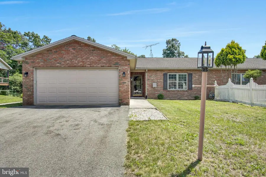 42 Ridge Avenue, Carlisle, PA 17013 - #2