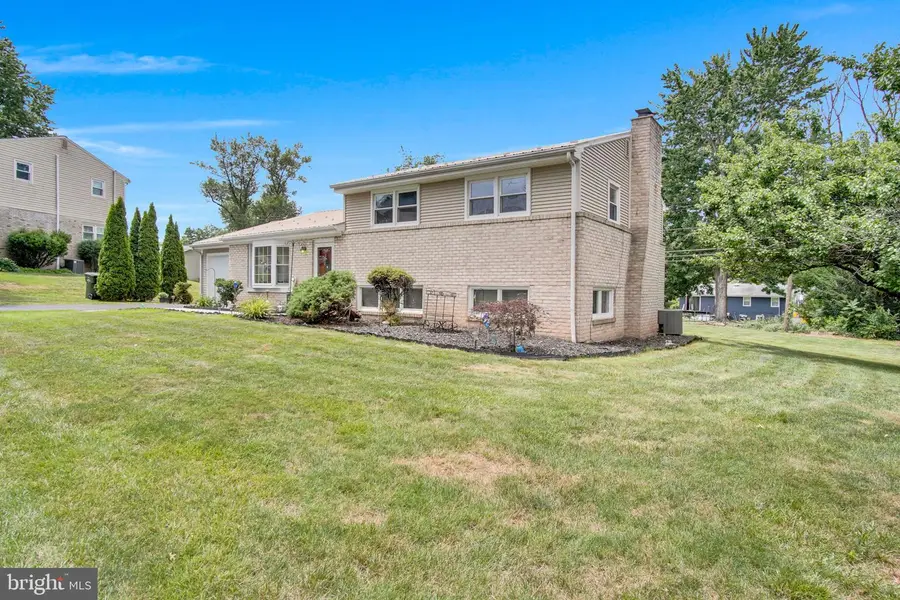 508 Appalachian Ave, Mechanicsburg, PA 17055 - #2