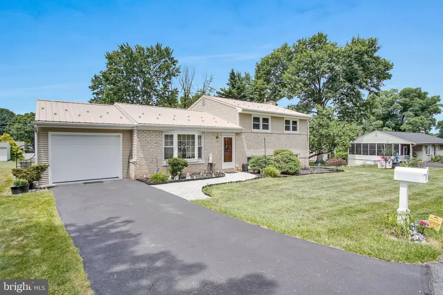 508 Appalachian Ave, Mechanicsburg, PA 17055 - #3