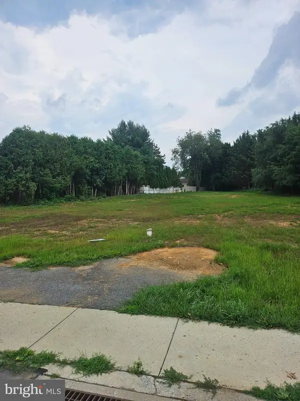 2103 Fisher Rd, MECHANICSBURG, PA 17055