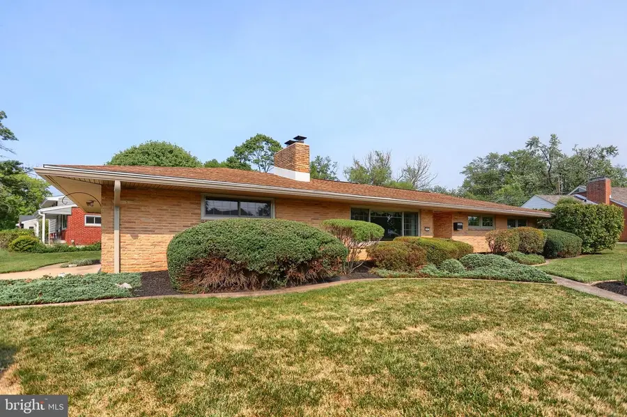 23 Columbia Dr, Camp Hill, PA 17011 - #3