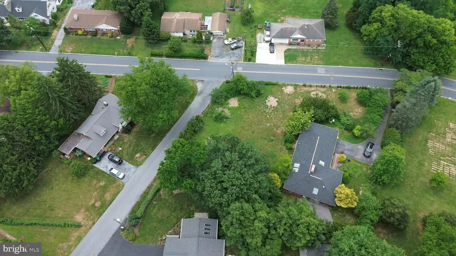 200 Garrett Ln, Camp Hill, PA 17011 - #3