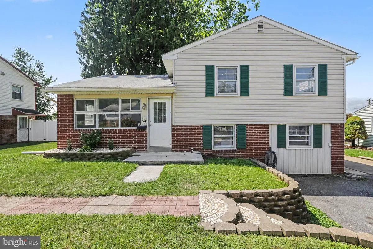 128 Henry Rd, Enola, PA 17025 - #1
