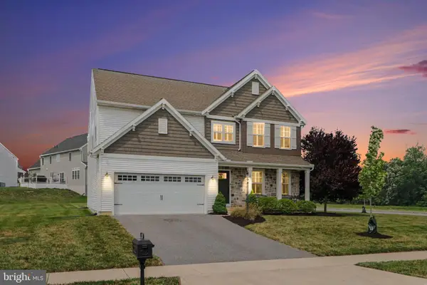 28 Bayberry Rd, CARLISLE, PA 17013