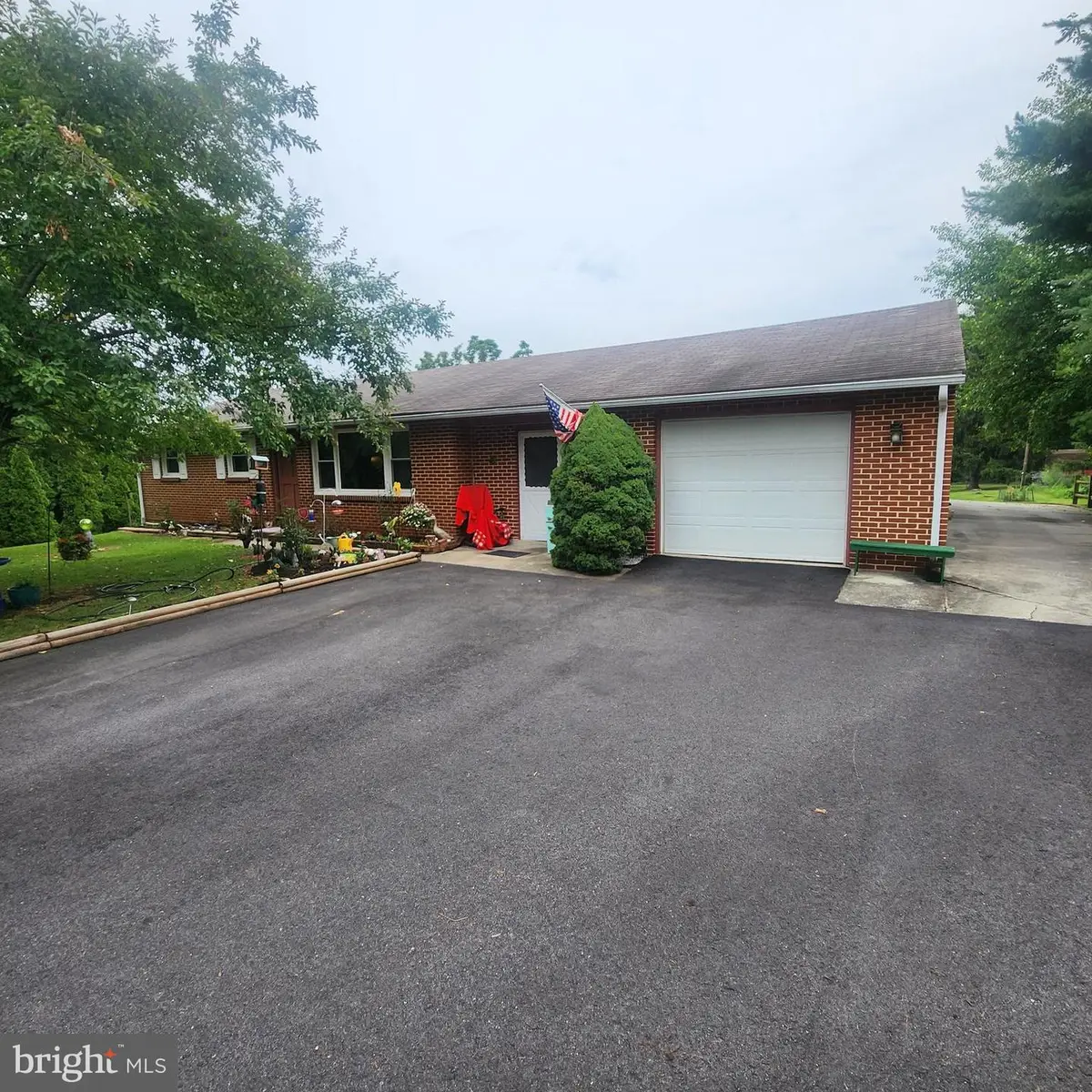 493 Criswell Drive, Boiling Springs, PA 17007 - #1