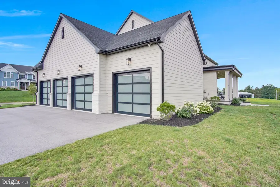 8 Sailfish Dr, Mechanicsburg, PA 17050 - #3
