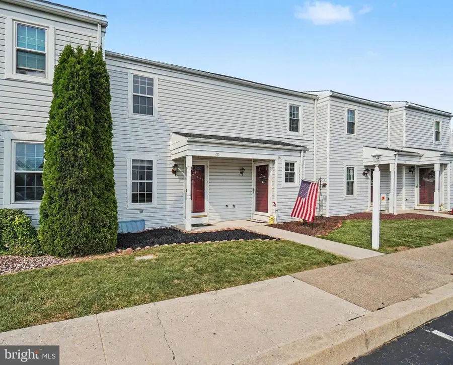 755 Old Silver Spring Rd, Mechanicsburg, PA 17055 - #2