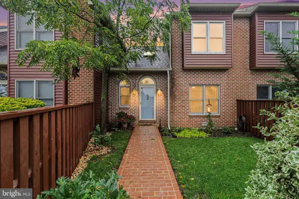 530 Peppercorn Sq, ENOLA, PA 17025