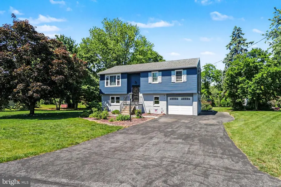 1560 Seltzer Ct, Mechanicsburg, PA 17050 - #2