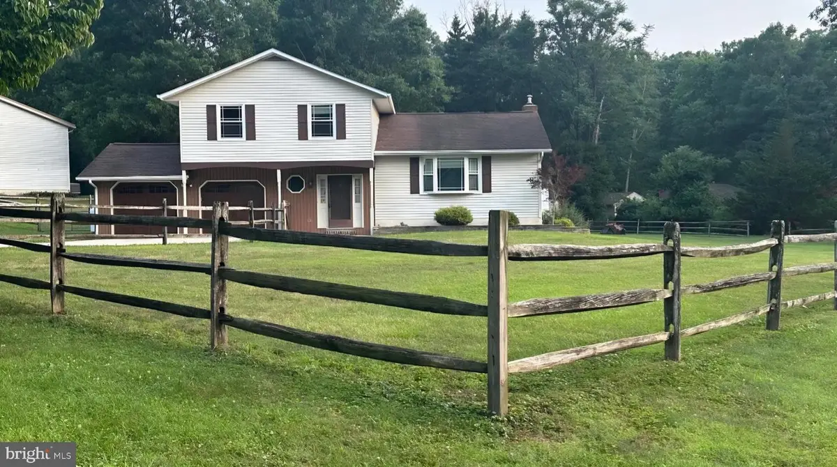 1142 Petersburg Rd, Boiling Springs, PA 17007 - #1