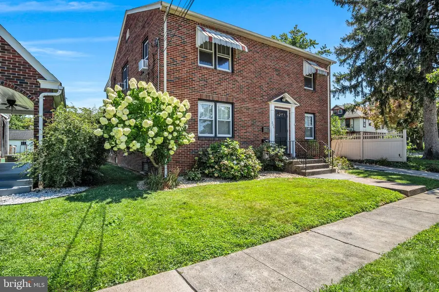 286 Walton St, Lemoyne, PA 17043 - #2