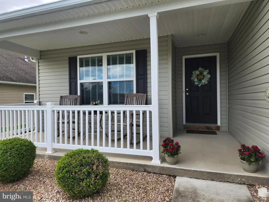 13 Colonial Ct, Shippensburg, PA 17257 - #2
