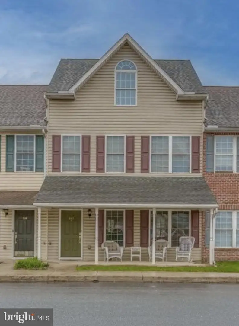 102 S Earl St, Shippensburg, PA 17257 - #2