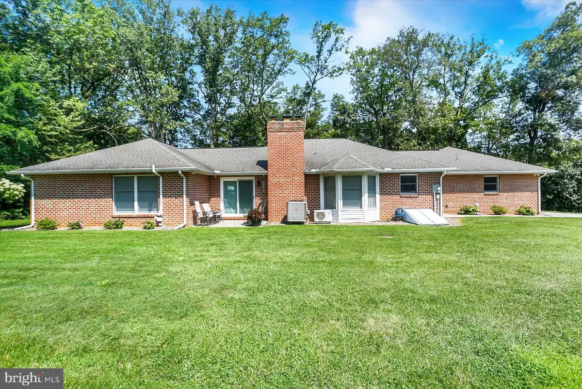 1 Downing St, Carlisle, PA 17013 - #1