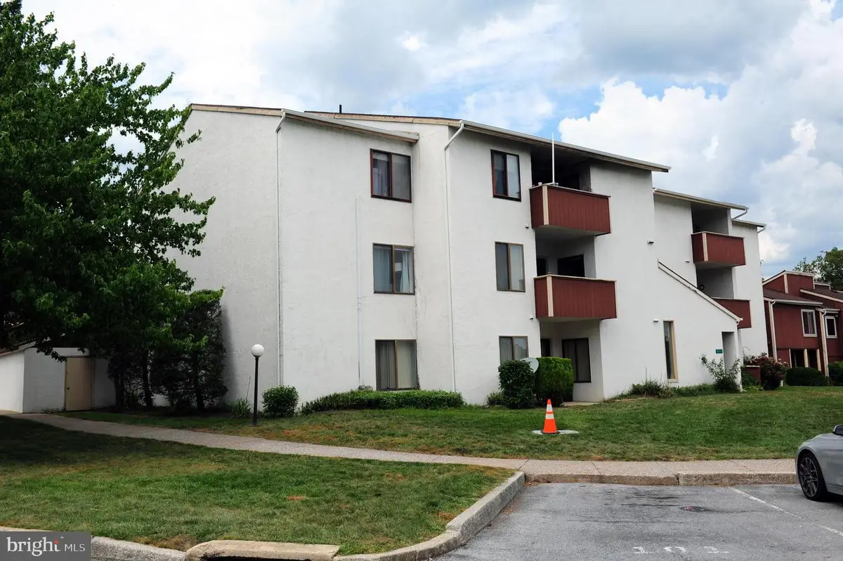 811 Brian Dr #301, Enola, PA 17025 - #1