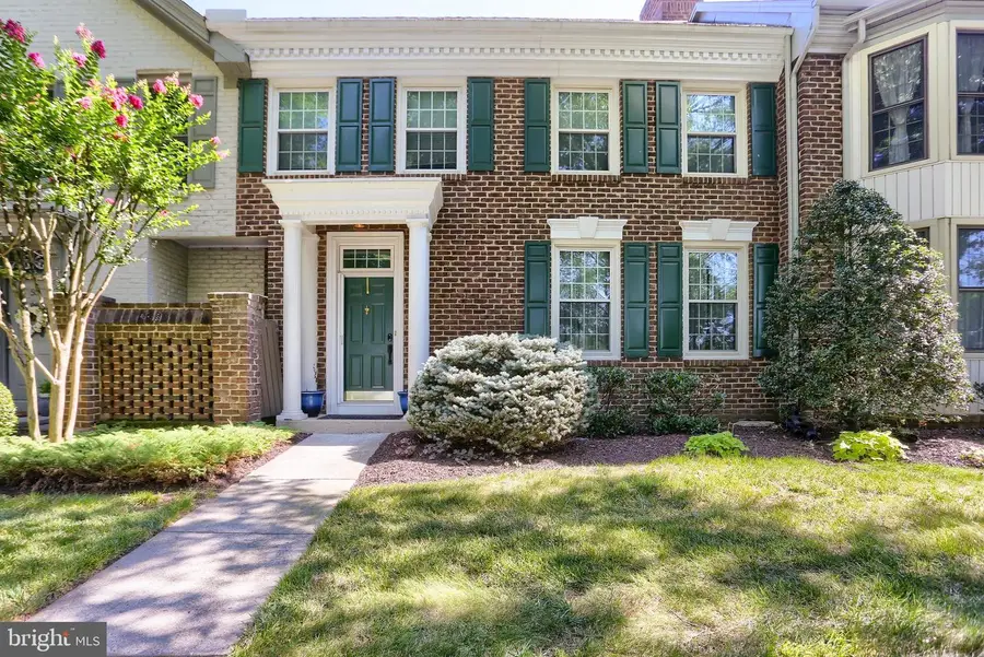 49 Devonshire Sq, Mechanicsburg, PA 17050 - #3