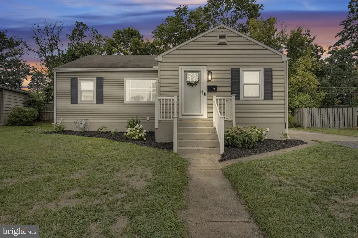 1176 Kingsley Rd, Camp Hill, PA 17011 - #1