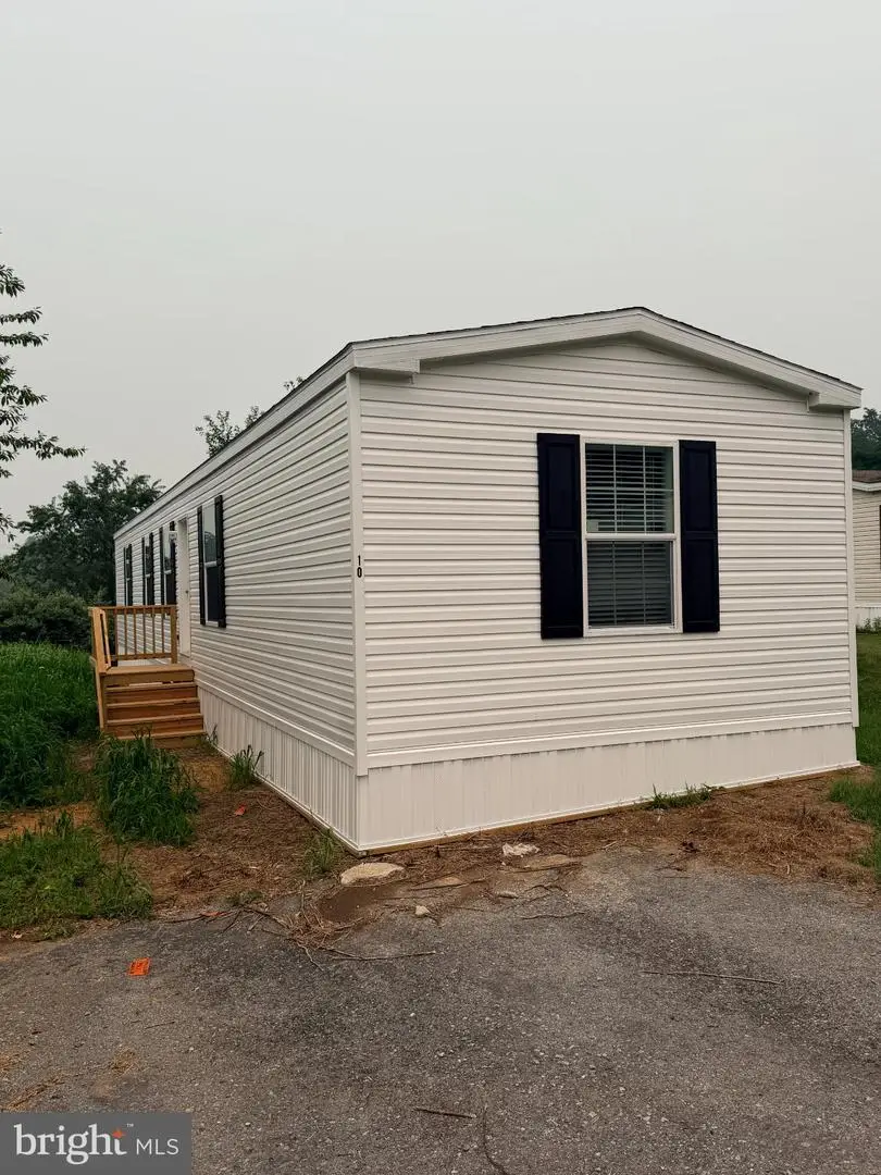10 Buffalo Dr, Shippensburg, PA 17257 - #1